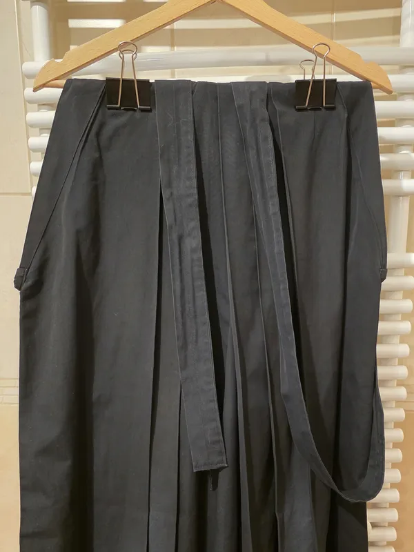 Aikido hakama precíz hajtásai és mosási rutinja otthon